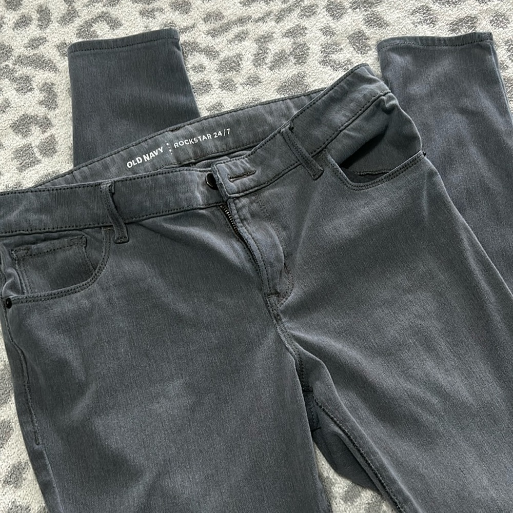 Old Navy Size 12 Petite Gray Skinny Jeans